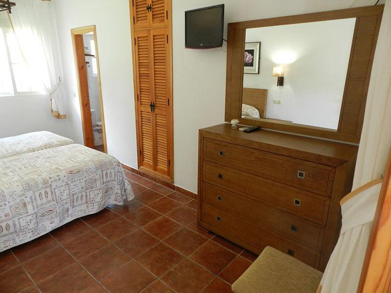 Hostal Las Acacias Los Canos De Meca Εξωτερικό φωτογραφία