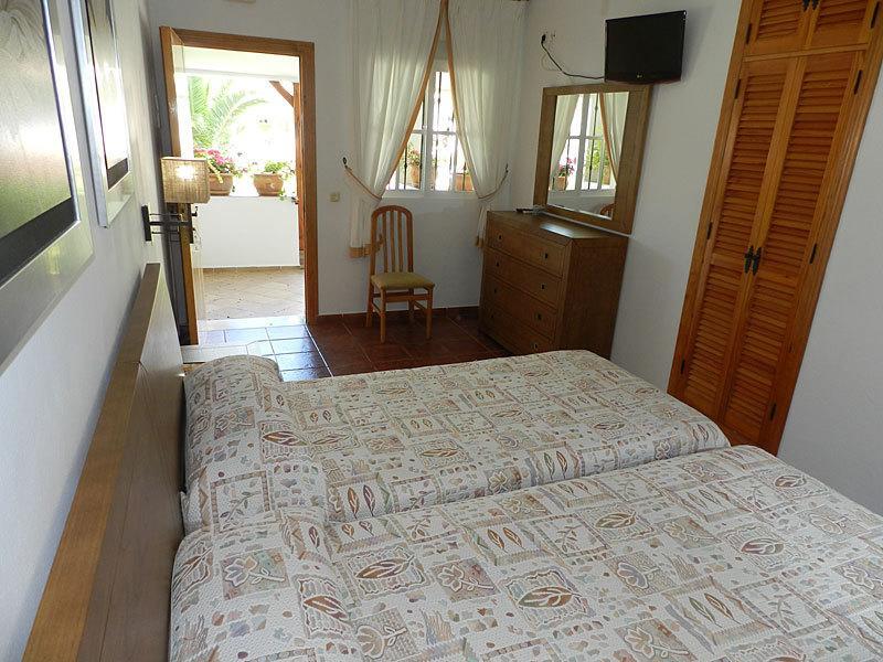 Hostal Las Acacias Los Canos De Meca Εξωτερικό φωτογραφία